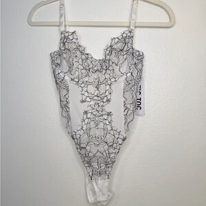 NWT ✨ Lingerie One Piece Lace White/Black Size Small